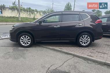 Позашляховик / Кросовер Nissan X-Trail 2020 в 