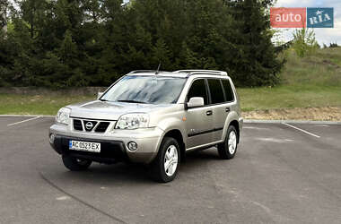 Внедорожник / Кроссовер Nissan X-Trail 2003 в Ровно