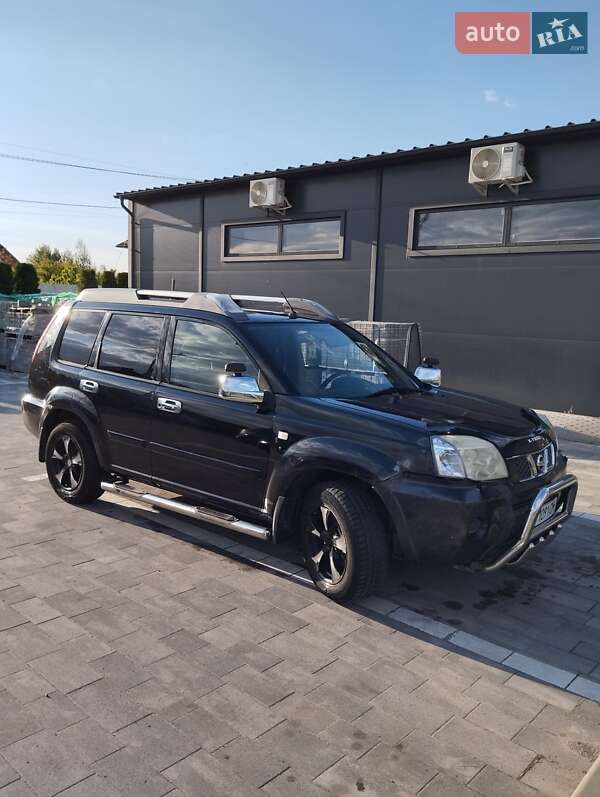 Позашляховик / Кросовер Nissan X-Trail 2005 в Луцьку