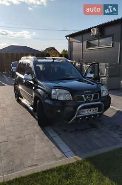 Позашляховик / Кросовер Nissan X-Trail 2005 в 