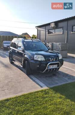 Позашляховик / Кросовер Nissan X-Trail 2005 в 