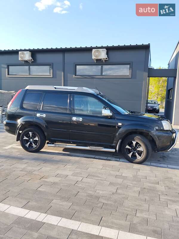 Позашляховик / Кросовер Nissan X-Trail 2005 в Луцьку