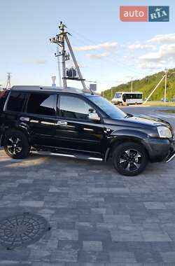 Позашляховик / Кросовер Nissan X-Trail 2005 в 