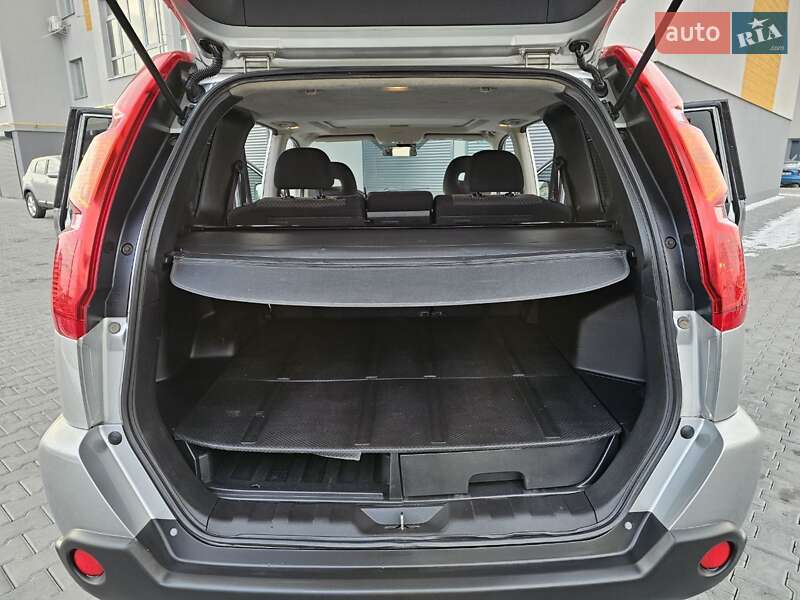 Внедорожник / Кроссовер Nissan X-Trail 2010 в Житомире