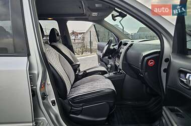 Позашляховик / Кросовер Nissan X-Trail 2010 в 