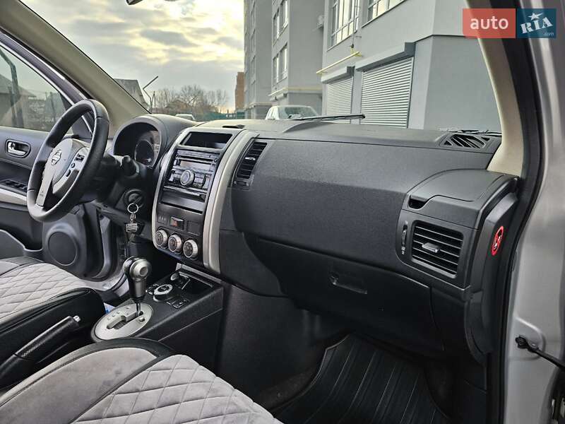 Внедорожник / Кроссовер Nissan X-Trail 2010 в Житомире