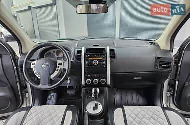 Позашляховик / Кросовер Nissan X-Trail 2010 в 