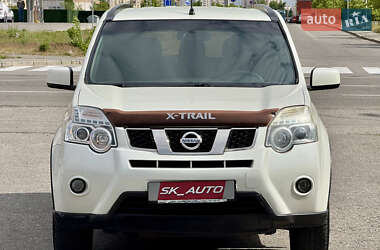 Внедорожник / Кроссовер Nissan X-Trail 2013 в 