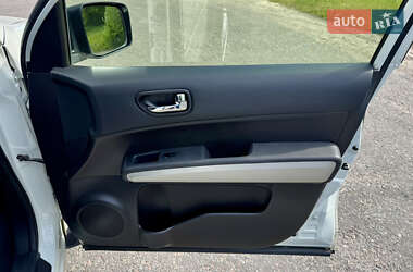 Внедорожник / Кроссовер Nissan X-Trail 2013 в 