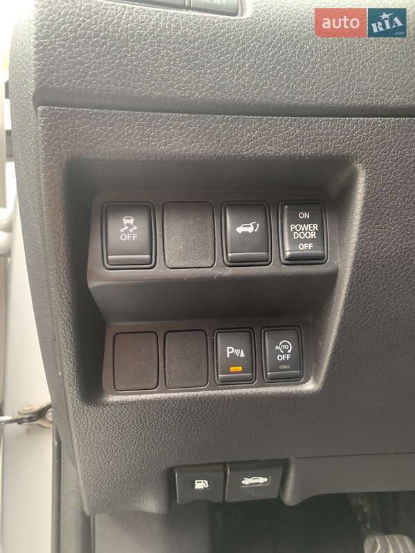 Позашляховик / Кросовер Nissan X-Trail 2016 в Болехові