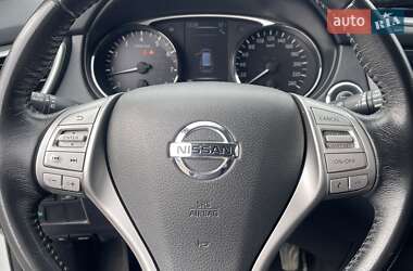 Позашляховик / Кросовер Nissan X-Trail 2017 в 