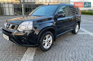 Позашляховик / Кросовер Nissan X-Trail 2011 в Хусті