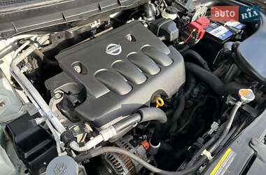 Позашляховик / Кросовер Nissan X-Trail 2011 в 