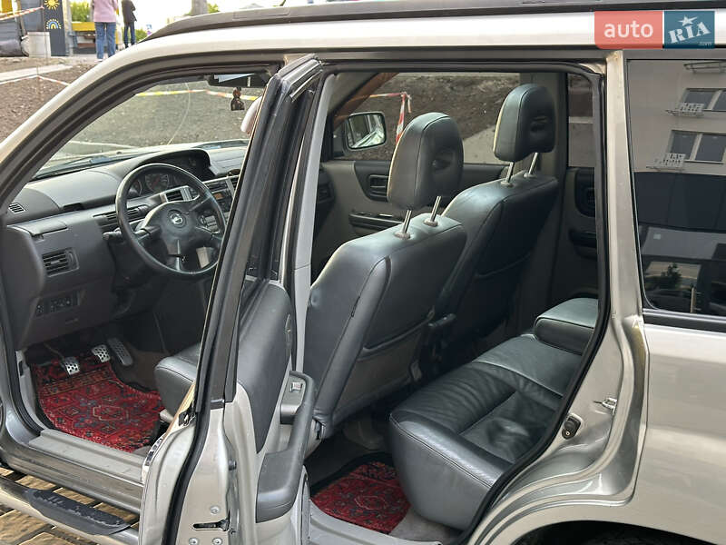 Внедорожник / Кроссовер Nissan X-Trail 2004 в Ровно