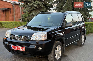 Внедорожник / Кроссовер Nissan X-Trail 2007 в 
