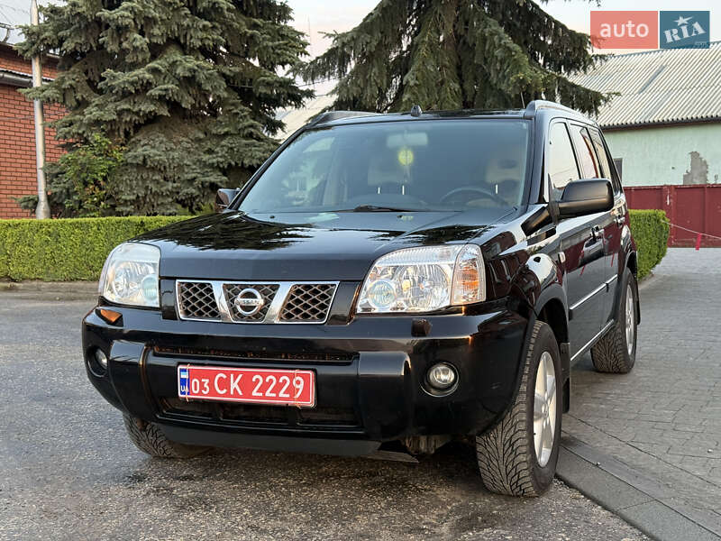 Позашляховик / Кросовер Nissan X-Trail 2007 в Кременці