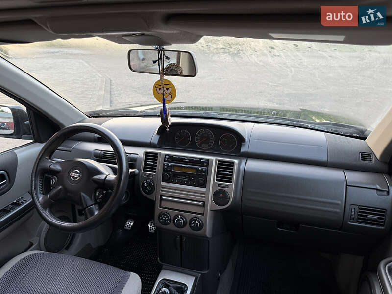 Позашляховик / Кросовер Nissan X-Trail 2007 в Кременці