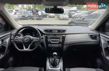 Позашляховик / Кросовер Nissan X-Trail 2021 в 
