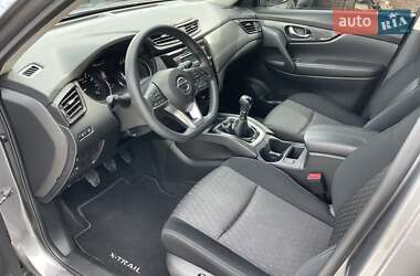 Позашляховик / Кросовер Nissan X-Trail 2021 в 