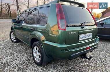 Внедорожник / Кроссовер Nissan X-Trail 2001 в 