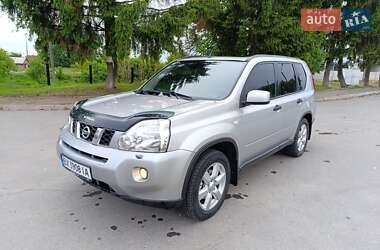 Позашляховик / Кросовер Nissan X-Trail 2010 в 