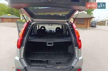 Позашляховик / Кросовер Nissan X-Trail 2010 в 