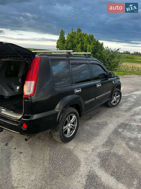 Внедорожник / Кроссовер Nissan X-Trail 2006 в Киеве