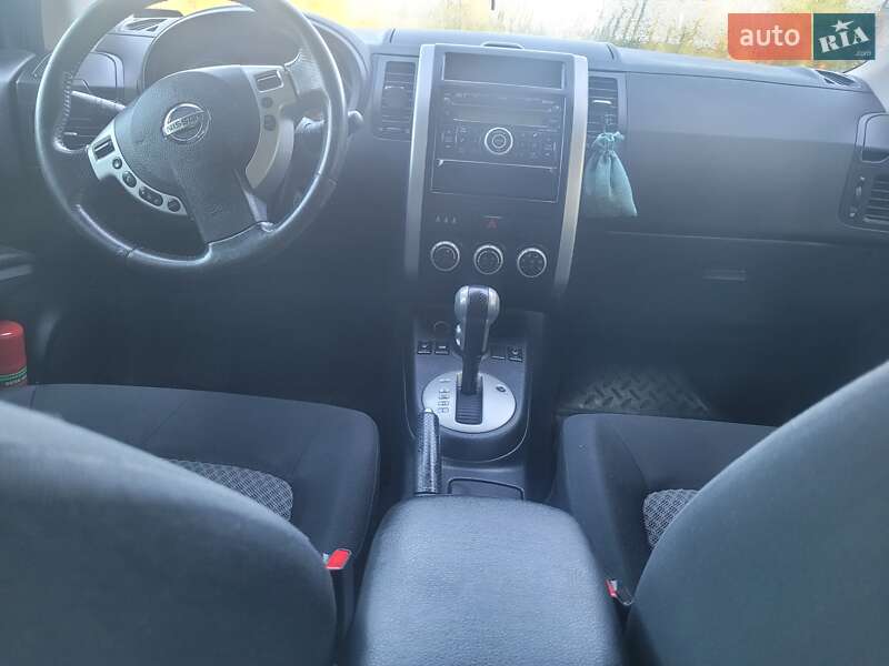Внедорожник / Кроссовер Nissan X-Trail 2010 в Львове