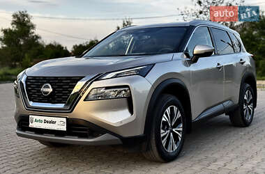 Позашляховик / Кросовер Nissan X-Trail 2024 в 