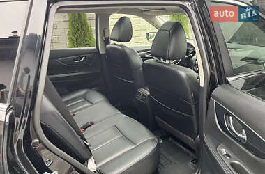 Внедорожник / Кроссовер Nissan X-Trail 2015 в 