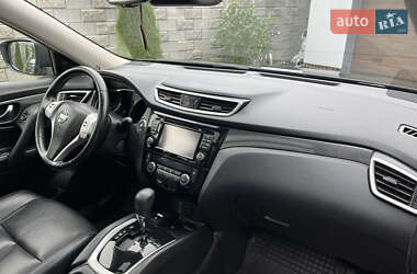 Внедорожник / Кроссовер Nissan X-Trail 2015 в 