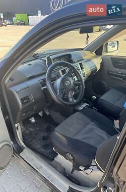 Внедорожник / Кроссовер Nissan X-Trail 2005 в 