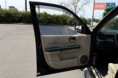 Внедорожник / Кроссовер Nissan X-Trail 2002 в 
