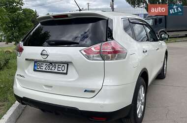 Позашляховик / Кросовер Nissan X-Trail 2015 в 