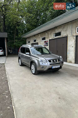 Внедорожник / Кроссовер Nissan X-Trail 2012 в 