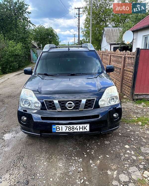 Позашляховик / Кросовер Nissan X-Trail 2008 в 