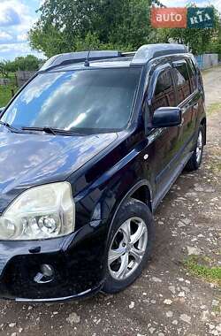Позашляховик / Кросовер Nissan X-Trail 2008 в 