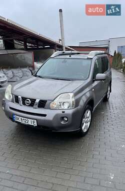 Внедорожник / Кроссовер Nissan X-Trail 2008 в Ровно