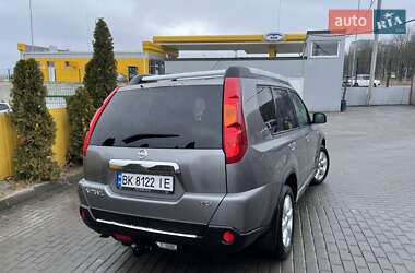 Внедорожник / Кроссовер Nissan X-Trail 2008 в 