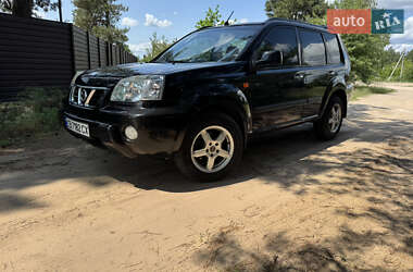 Внедорожник / Кроссовер Nissan X-Trail 2003 в 