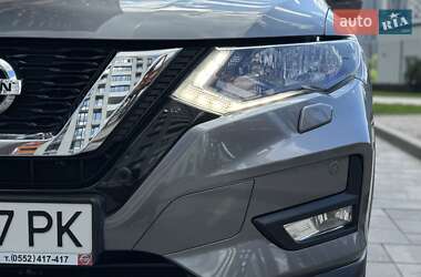 Внедорожник / Кроссовер Nissan X-Trail 2019 в 