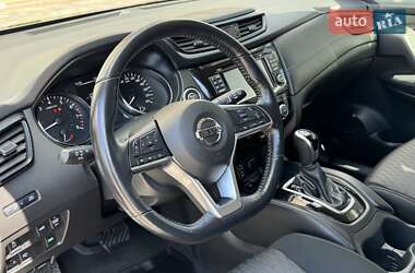 Внедорожник / Кроссовер Nissan X-Trail 2019 в 