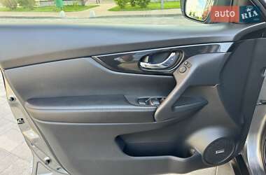Внедорожник / Кроссовер Nissan X-Trail 2019 в 
