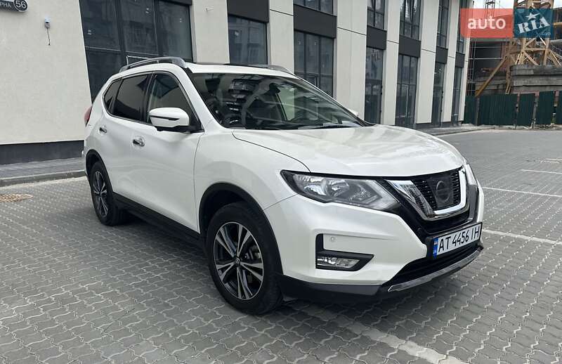 Позашляховик / Кросовер Nissan X-Trail 2018 в Івано-Франківську