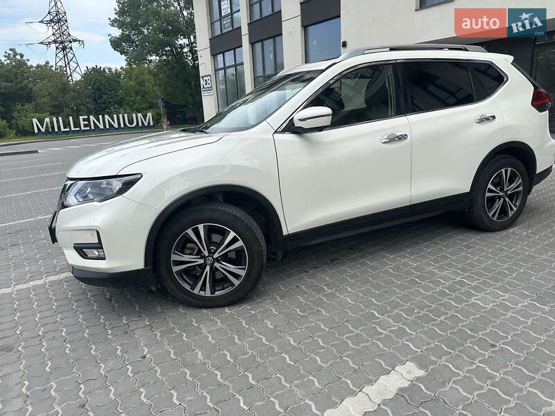 Позашляховик / Кросовер Nissan X-Trail 2018 в Івано-Франківську
