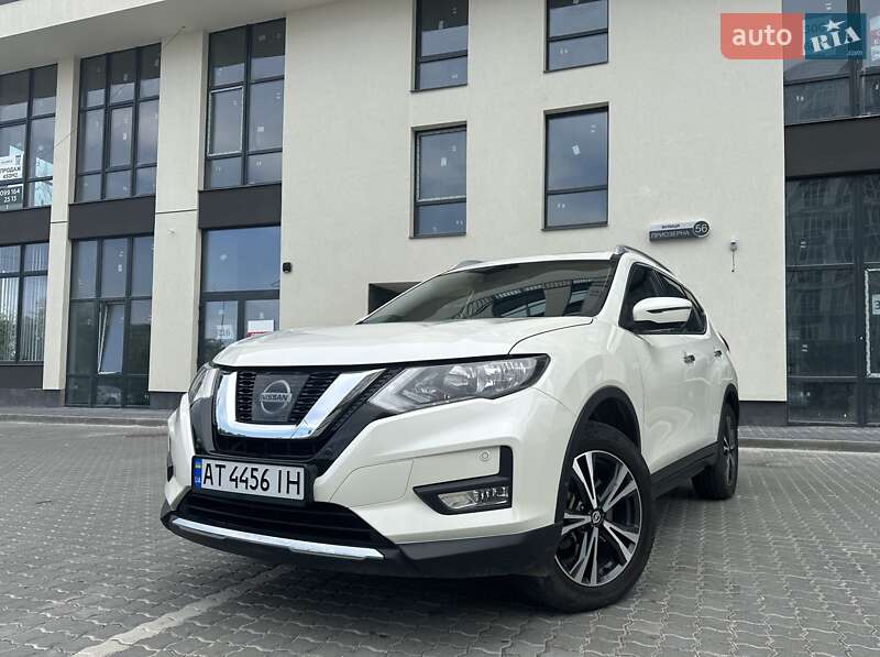 Позашляховик / Кросовер Nissan X-Trail 2018 в Івано-Франківську