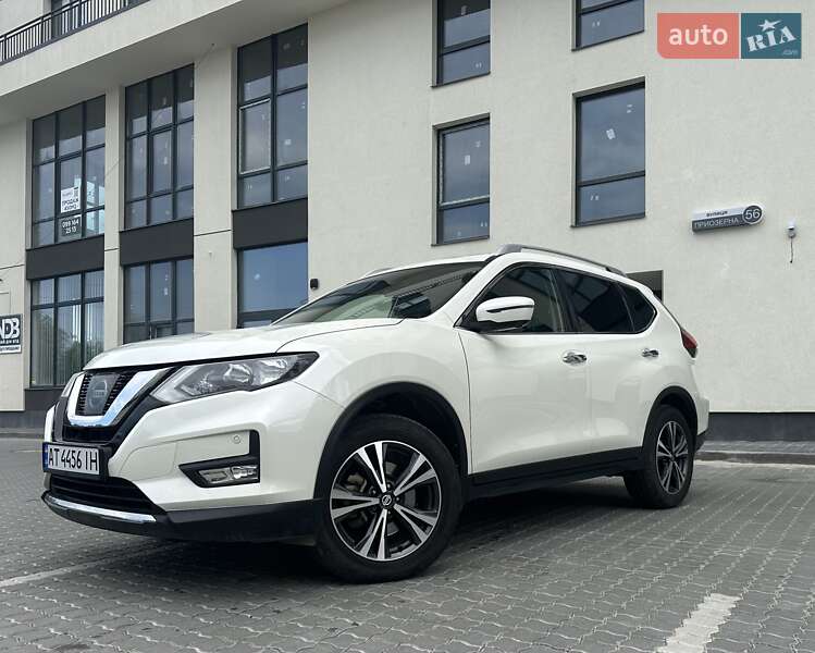 Позашляховик / Кросовер Nissan X-Trail 2018 в Івано-Франківську