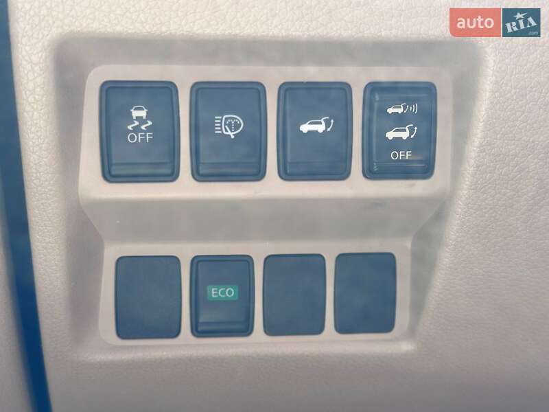 Внедорожник / Кроссовер Nissan X-Trail 2017 в Кропивницком