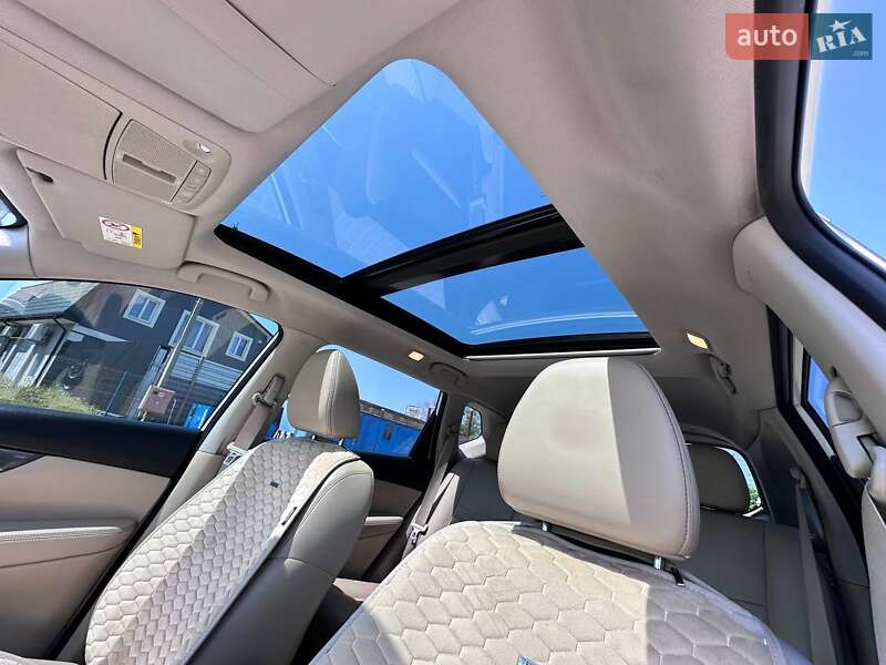 Внедорожник / Кроссовер Nissan X-Trail 2017 в Кропивницком