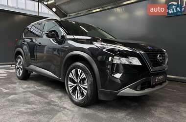Внедорожник / Кроссовер Nissan X-Trail 2023 в 